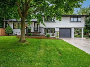 162 Greenbrook Dr, Kitchener, ON N2M 4J7