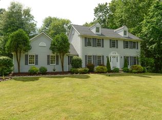 18990 Brewster Rd, Aurora, OH 44202