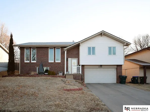 700 Sunny Slope Rd, Lincoln, NE 68505