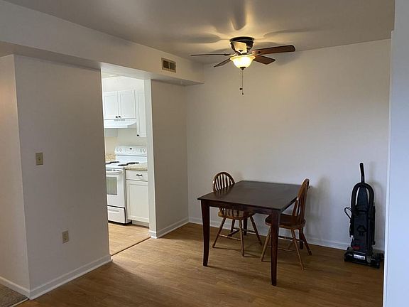 4th image of 960 Life Dr APT 24
