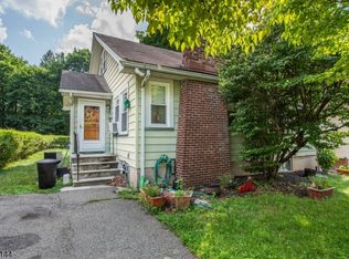 98 Westville Ave, Caldwell Boro Twp., NJ 07006