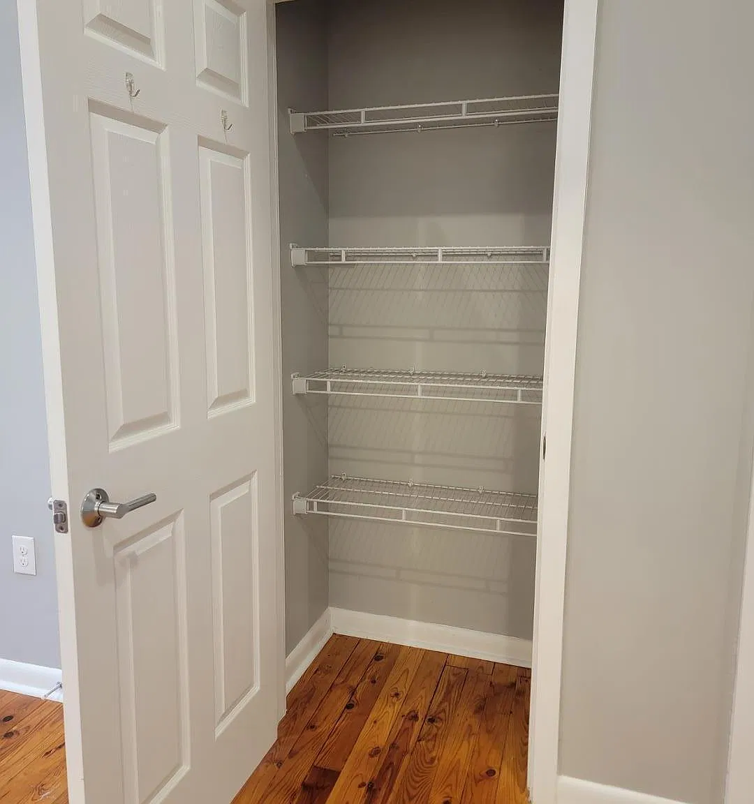 112 N Birch Ave — Photo 3