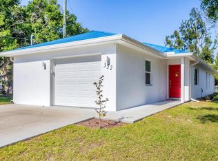 352 Glenwood Ave, Osprey, FL 34229