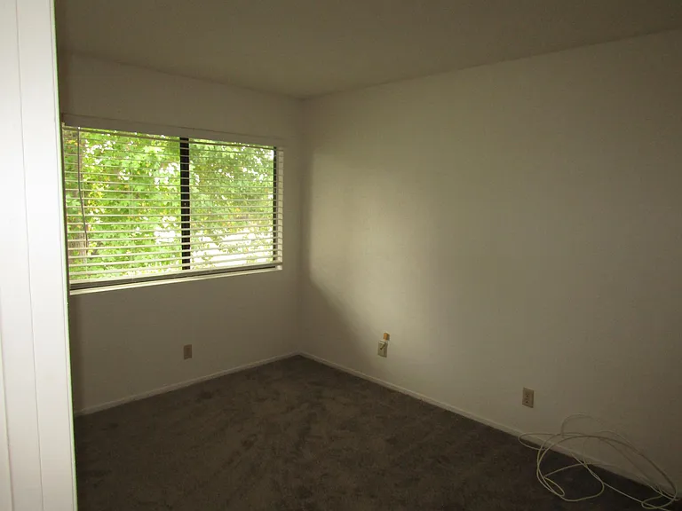 1200 E Walnut Ave #B — Photo 7