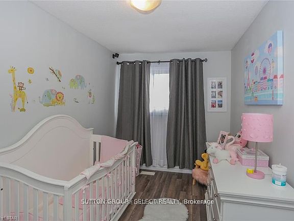 5th image of 70 Fiddlers Green Rd #22