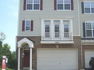 43800 Lees Mill Sq, Leesburg, VA 20176