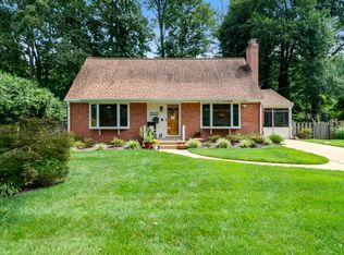 5605 Eastbourne Dr, Springfield, VA 22151