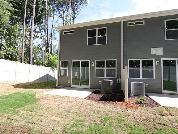 3rd image of 2921 Spring Manor Way