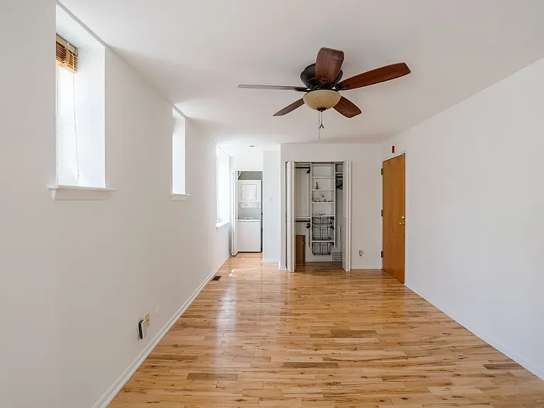 1137 Pine St #103 — Photo 18