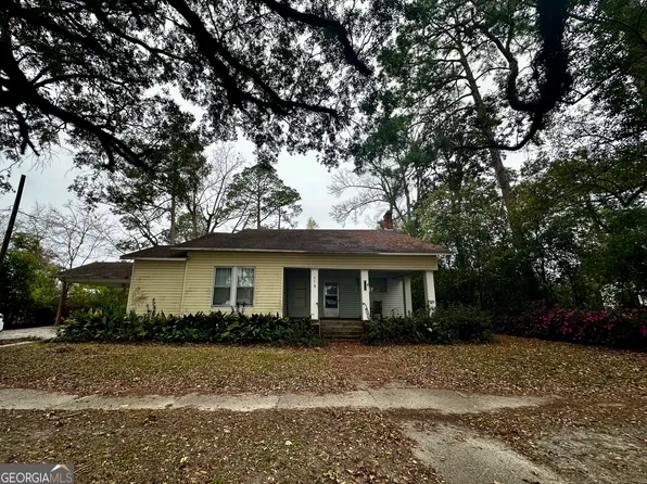 510 S Hutchinson Ave, Adel, GA 31620