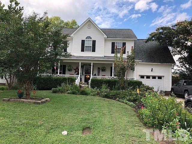 1st image of 109 Breezewood Ln