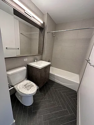 Rented by Spire Group | media 32