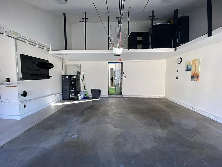 16741 Vanowen St #I — Photo 19