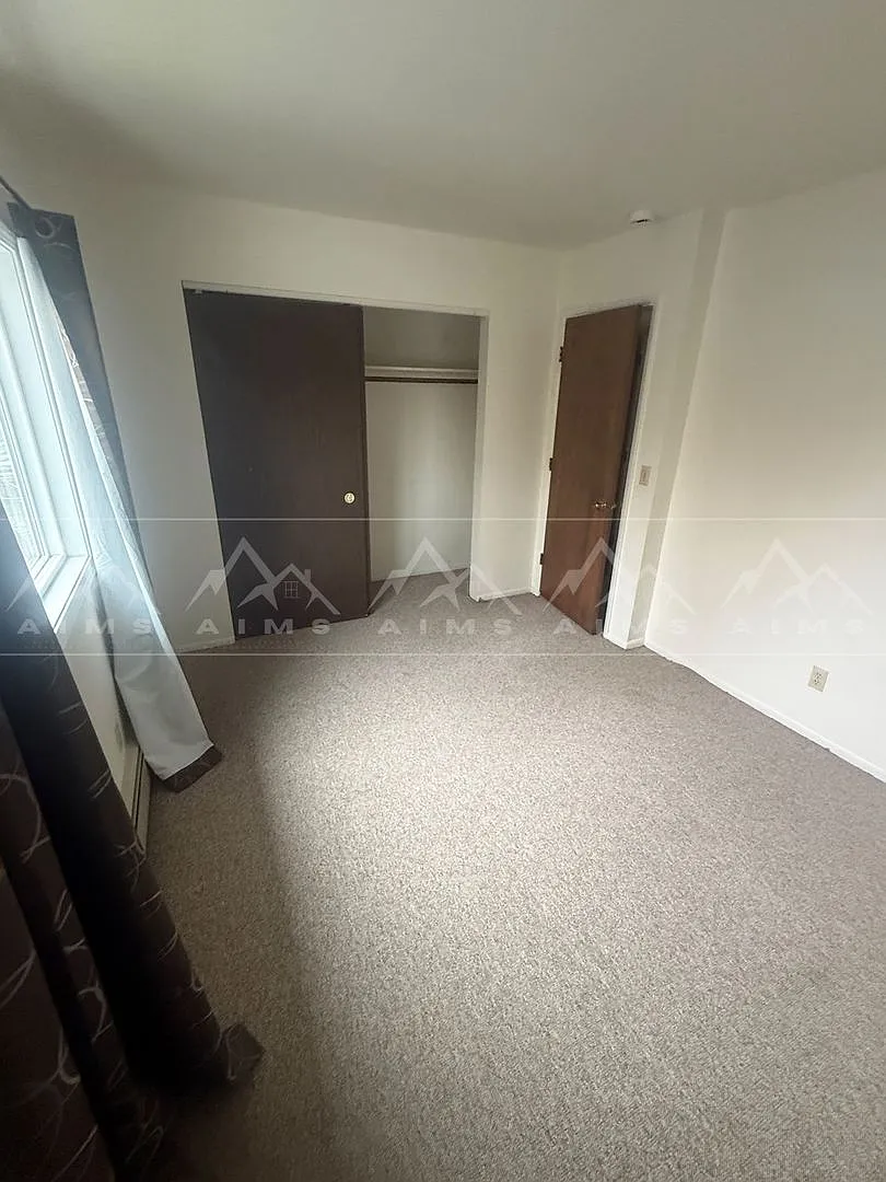 2406 W 34th Avenue — Photo 4