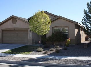 10448 Rayner Dr NW, Albuquerque, NM 87114