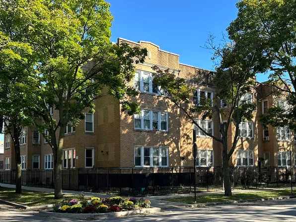 3750 W Giddings St #1, Chicago, IL 60625
