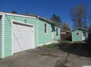 677 Catterlin Ave NE, Salem, OR