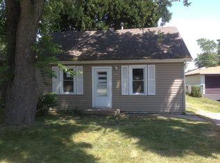 2308 University St, Crest Hill, IL 60403