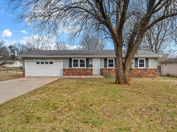 1464 S Plaza Avenue, Springfield, MO 65804