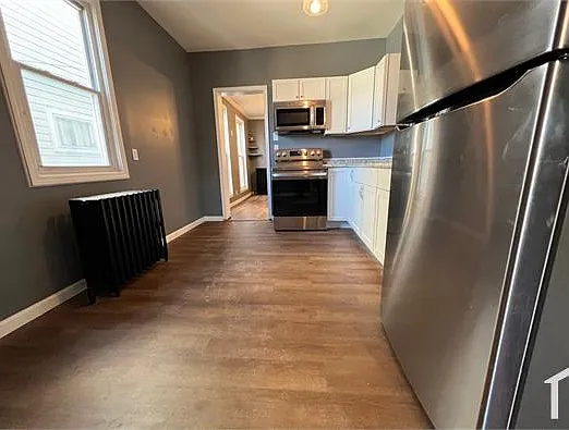 109 Grove Ave — Photo 5