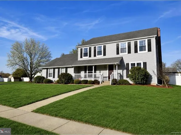 44 W Brookline Dr, Clementon, NJ 08021