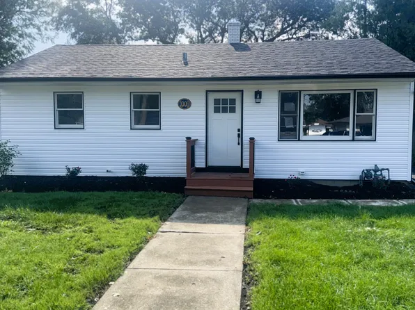 1009 Plaza Dr, Joliet, IL 60435