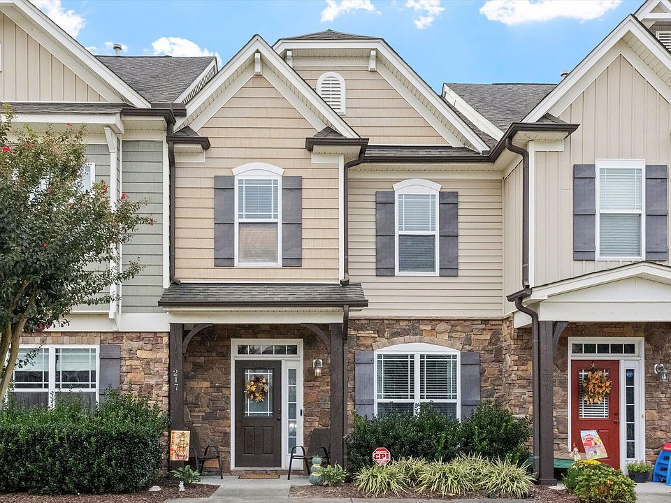 1st image of 217 Morgan Brook Way