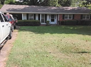 22 Glendale Dr, Selma, AL 36701