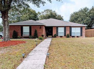401 Hatchee Dr, Crestview, FL 32536