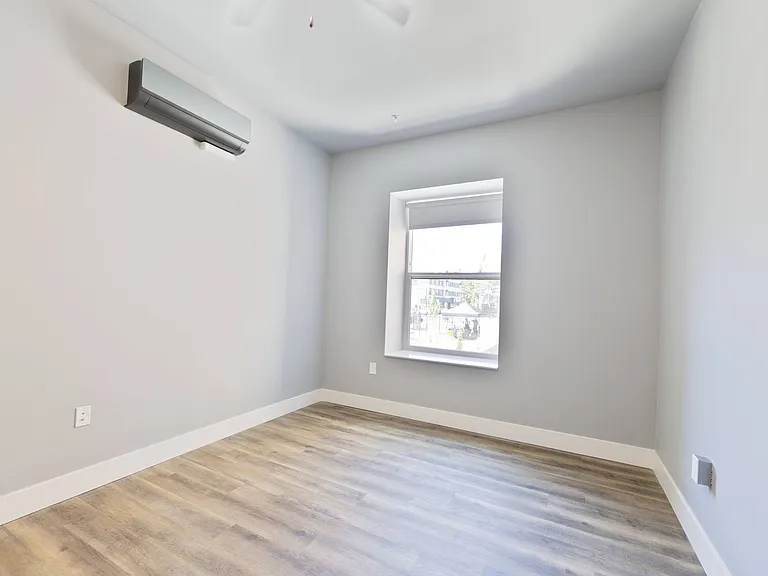 ONE18 West Street Residential — Photo 75