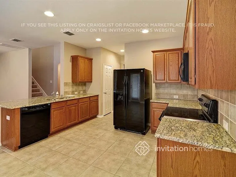 12316 Coral Dr — Photo 4