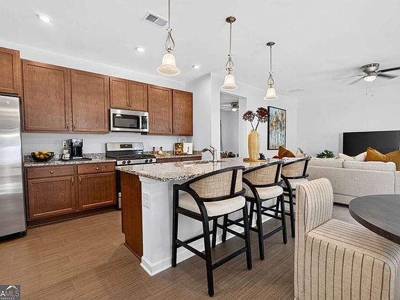 5th image of 6580 Lantana Village Way
