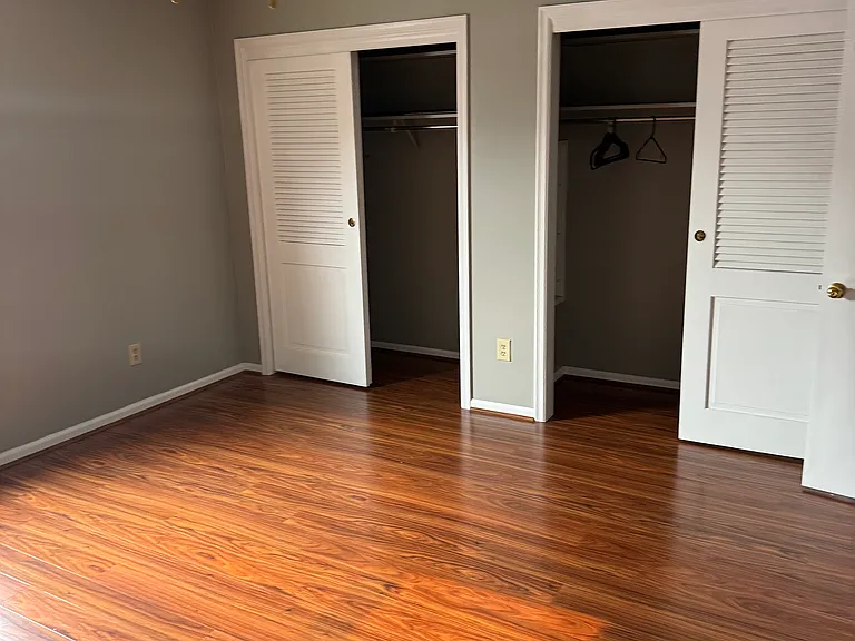 4884 Dierker Rd — Photo 9