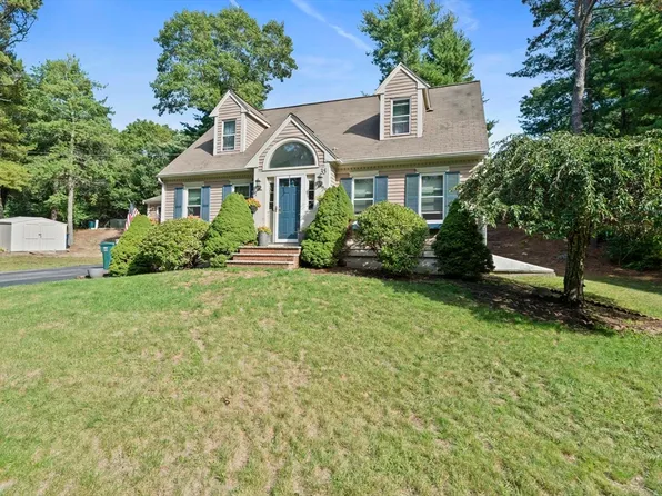 35 Saw Mill Dr, Plymouth, MA 02360