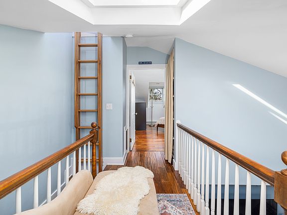2nd image of 75 Pelham St APT C