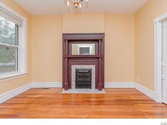 4th image of 2336-2338 Louisiana Ave