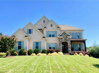 1336 Pheasant Ln, Winston Salem, NC 27106