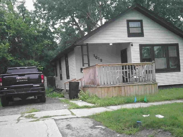 1619 Arthur St, Saginaw, MI 48602