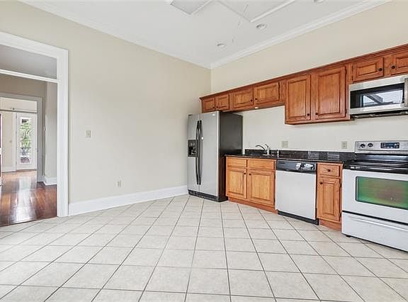 4th image of 1040 Henriette Delille St