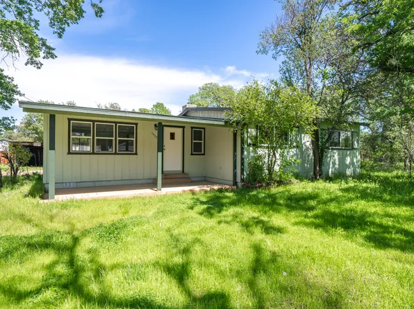 1430 Oakdale Ln, Redding, CA 96002