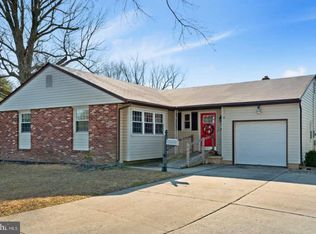 2 Fenwicks Ln, Pennsville, NJ 08070