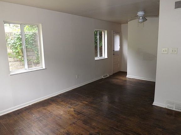 2nd image of 2235 Graebe Ave