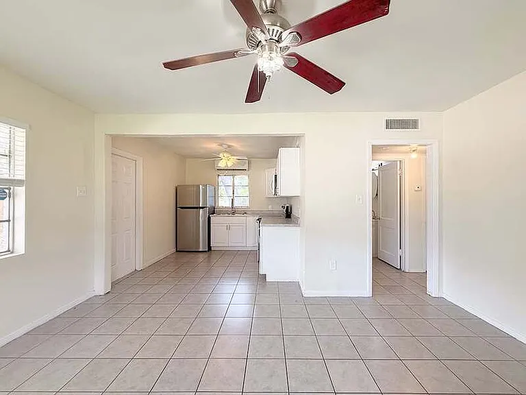 1318 Divot Ln — Photo 11
