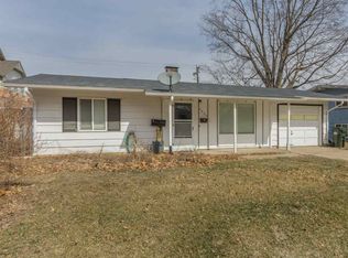 2630 Wayne Ave, Iowa City, IA 52240