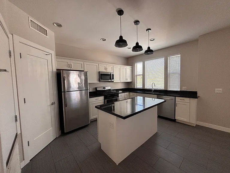 1106 E Weber Dr #1009 — Photo 8