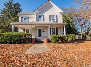 909 Monroe St, Roanoke Rapids, NC 27870