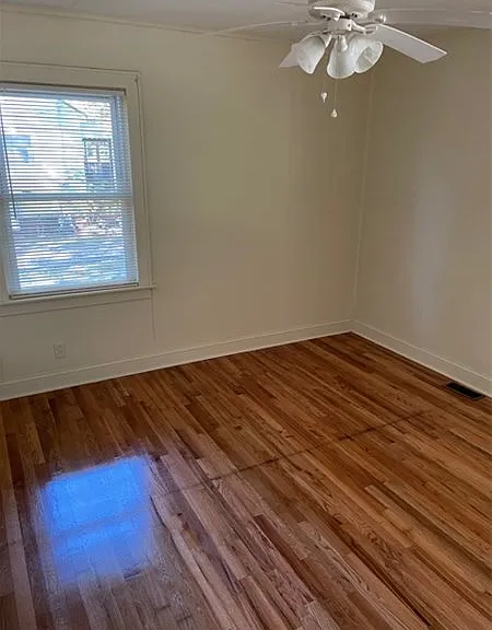 2308 McLean St — Photo 5