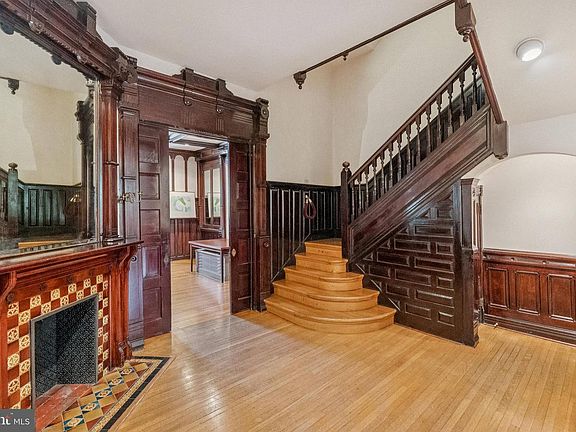 5th image of 2012 R St NW