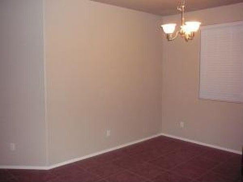 4th image of 962 E Cierra Cir
