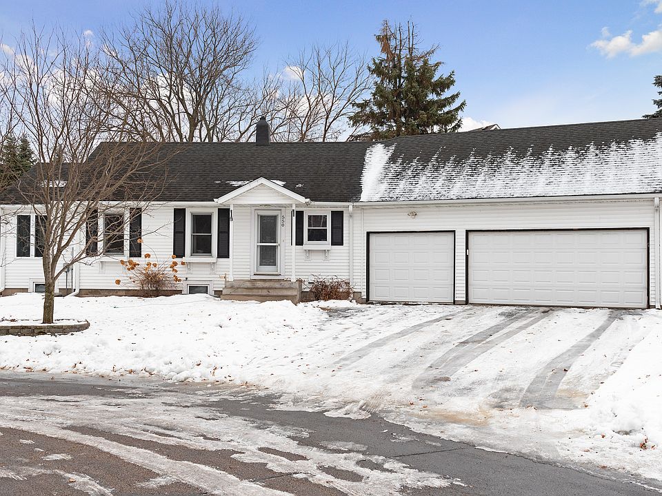 1st image of 550 131st Ave N